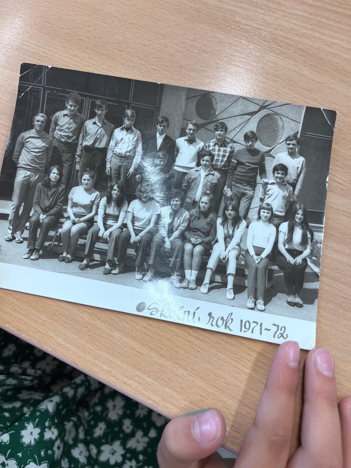 Třídní fotografie ze školního roku 1971/72